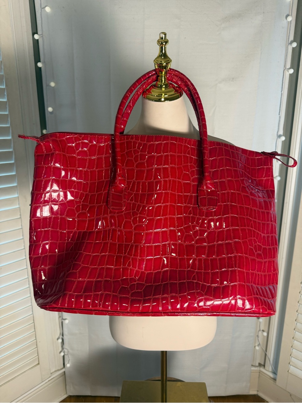 Elizabeth Arden XL Red Patent Croc Embossed Weekender Tote Satchel Bag